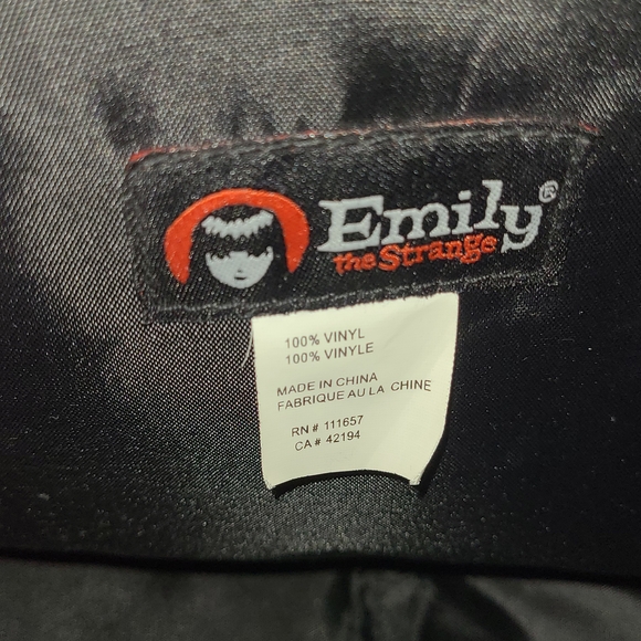 Vintage Emily The Strange Messenger Bag Never Used - Picture 15 of 16